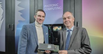 Deutschland etabliert weltweit erste photonische Beschleunigung im LRZ (Foto: Q.ant GmbH)