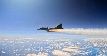 FAB feuert erstmals Meteor-BVRAAM aus F-39E Gripen über (Foto: SAAB AB)